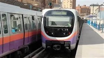 عودة حركة المترو لطبيعتها بالخط الأول بعد توقفها ربع ساعة 