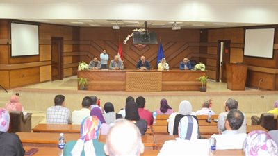 اجتماع لإعداد تحديث للمخططات الإستراتيجية لـ 3 مدن بالبحيرة 