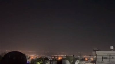 جيش الاحتلال الإسرائيلي يقتحم أريحا ويحاصر منزلا في مخيم عقبة جبر