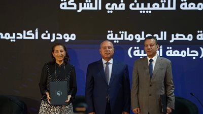 جامعة مصر للمعلوماتية توقع بروتوكول تعاون مع شركة تكنولوجيا معلومات النقل لتدريب الطلاب