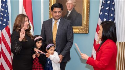 من أصول عراقية، هيرو مصطفى تؤدي اليمين سفيرة للولايات المتحدة في مصر 