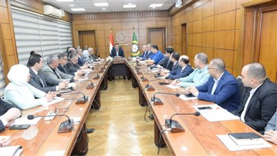 محافظ الدقهلية يستعرض الفرص الاستثمارية المطروحة