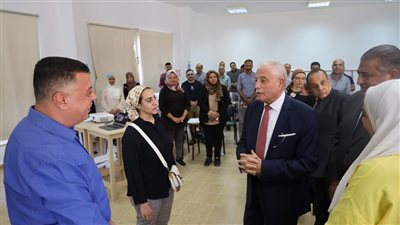 محافظ جنوب سيناء يتابع فعاليات برنامج ديواني كفء للمناصب التنفيذية