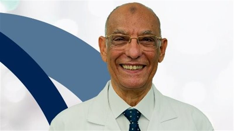عملاق طب العظام في