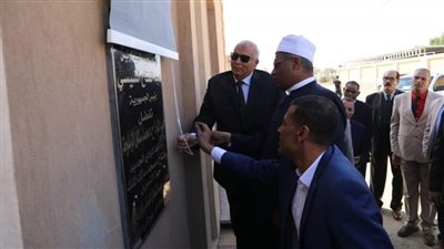 بتكلفة 1.2 مليون جنيه، محافظ الوادي الجديد يفتتح مسجد 
