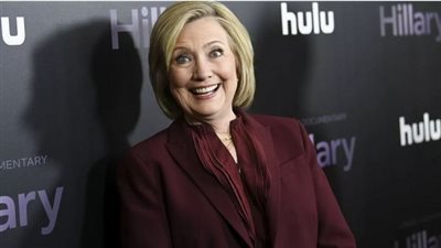 هيلاري كلينتون تدعو لتغيير قيادتي إسرائيل وفلسطين لحل الصراع