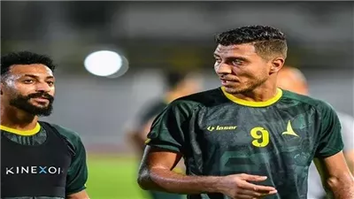 محمد شريف يقود تشكيل الخليج لمواجهة أبها في الدوري السعودي 