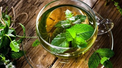 فوائد النعناع المغلي، لتحسين الهضم وتخفيف أعراض البرد