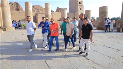مساعد وزير السياحة والآثار يتفقد مشروعات الترميم بالأقصر وأسوان