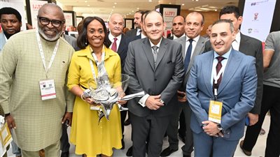وزير الصناعة يشيد بجودة المعروضات وتنظيم أجنحة الدول المشاركة بالمعرض الإفريقي للتجارة البينية