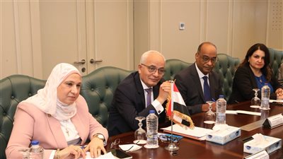 وزير التعليم يبحث مع نظيره السنغافوري التعاون المشترك 