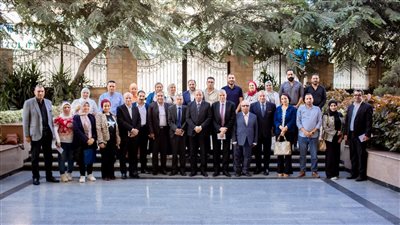 رئيس جامعة المنصورة يستعرض مع الإعلاميين خطة الإنجازات على مدار عام