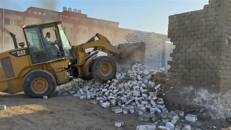 جانب من إزالة التعديات