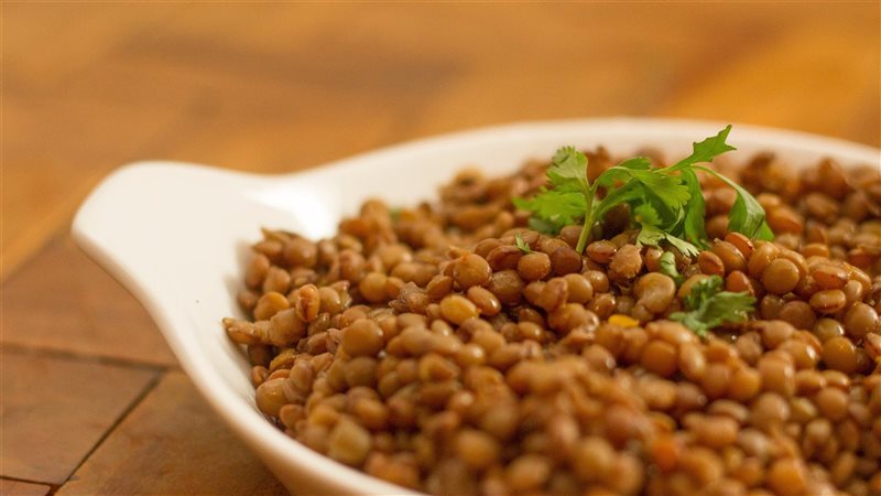 العدس بجبة، فيتو