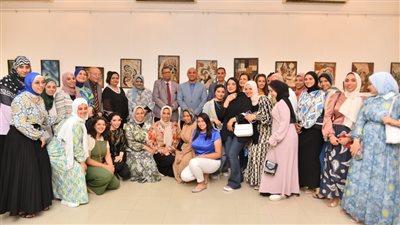  بـ 55 عملا فنيا، 