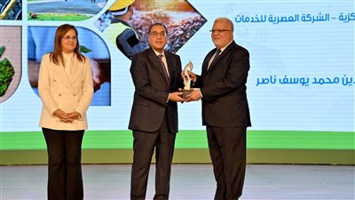 مدبولي يكرم 18 مشروعًا لأفكار مبدعة نجح أصحابها في تحويلها لواقع ملموس