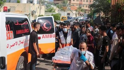 استشهاد 20 فلسطينيا في قصف مدرسة بغزة 