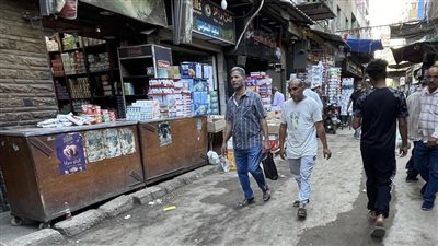 بزيادة 330 جنيهًا عن السعر الرسمي، تعرف على أسعار قاروصة السجائر بالأسواق