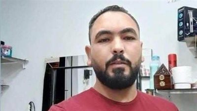 مقتل شاب طعنا على يد شخصين بسبب خلافات الجيرة في الغربية