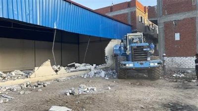 حي شرق الإسكندرية والجهات الأمنية يزيلان 9 حالات تعد بمساحة 3 آلاف متر 