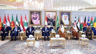  6 صور ترصد وصول ومشاركة السيسي في القمة العربية الإسلامية بالرياض