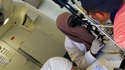 توقيع الكشف وصرف العلاج لـ 1732 بالخلايلة في الشرقية