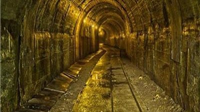 رئيس الوزراء يعلن عن اكتشاف منجم كبير للذهب في مصر