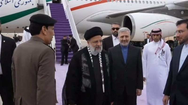 الرئيس الإيراني يصل