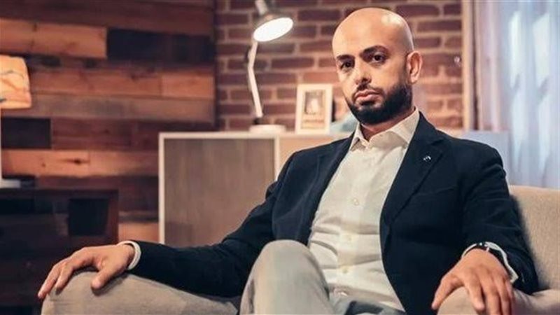 الكاتب أحمد مراد،