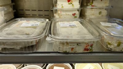  مقترحات برلمانية لتحقيق الاكتفاء الذاتي من الألبان والثروة الداجنة