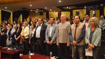 بحضور محمود حميدة، الصحفيون يقفون دقيقة إجلال وتقدير لصمود الشعب الفلسطيني (صور)