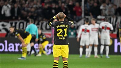 الدوري الألماني، دورتموند يسقط أمام شتوتجارت 2-1