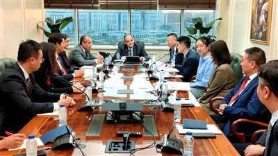  وزير التجارة يبحث مع بنك الاستيراد والتصدير الصيني تعزيز سبل التعاون 