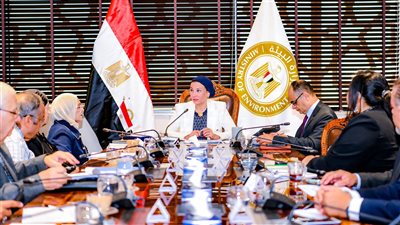 وزيرة البيئة توافق على 76 طلب قيد واعتماد استشاريين وأخصائيين ومكاتب استشارية