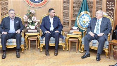 محافظ الدقهلية يستقبل وفد مشيخة الأزهر الشريف