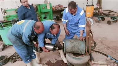 مياه الفيوم تستعد لفصل الشتاء بتطهير شبكة الصرف الصحي