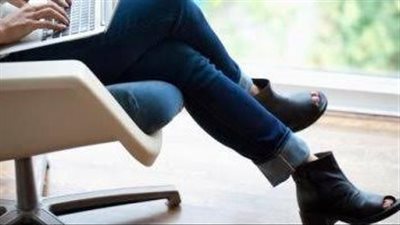 لمرضى السكر، احذر هذه العادة تمنع وصول الدم للقدمين وتهدد بالبتر 