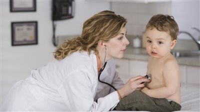 قد تؤدي للوفاة، أعراض وأسباب حساسية الألبان وطرق علاجها 