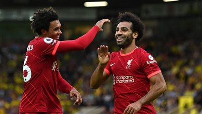 عقبة جديدة في طريق انتقال محمد صلاح إلى الدوري السعودي 