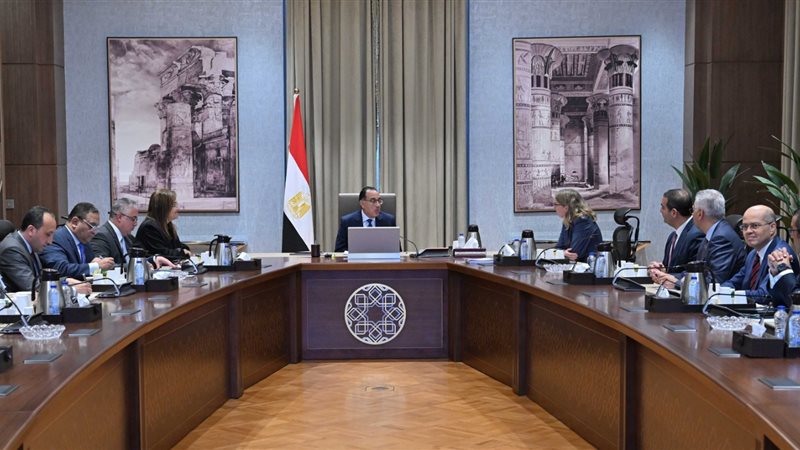 اجتماع برئاسة الدكتور