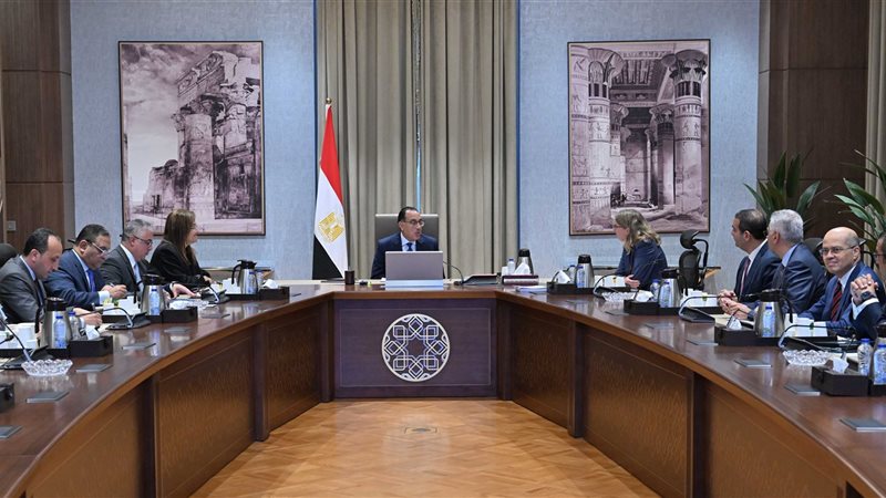 اجتماع برئاسة الدكتور