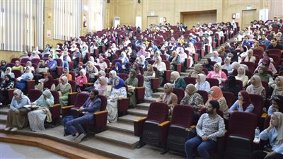 تفاصيل المؤتمر العلمي السنوي للاتحاد المصري لطلاب الصيدلة بجامعة المنصورة (صور)