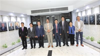 محافظ أسوان يلتقى نائب عمدة تشانج تشون الصينية (صور)