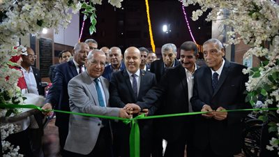 السكرتير العام المساعد لمحافظة الإسماعيلية يفتتح معرض السلع المعمرة بنقابة المهندسين