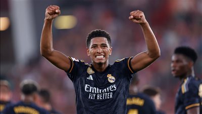 بيلينجهام يفوز بجائزة الفتى الذهبي لأفضل لاعب شاب بأوروبا