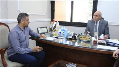 185 مواطنا يعرضون مطالبهم وشكواهم خلال اللقاء الجماهيري بسوهاج