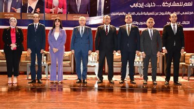 رئيس جامعة حلوان يحث الطلاب على المشاركة الإيجابية في الانتخابات القادمة