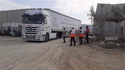 الهلال الأحمر الفلسطيني: استلمنا 1135 شاحنة مساعدات منذ بدء الحرب