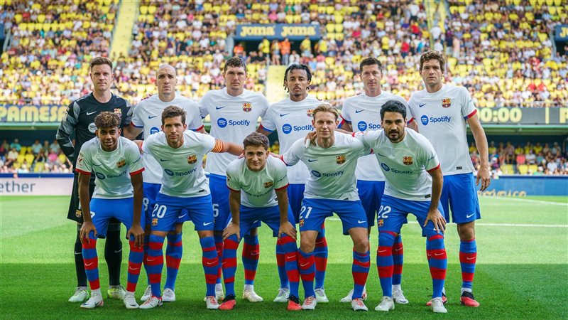 برشلونة، فيتو 