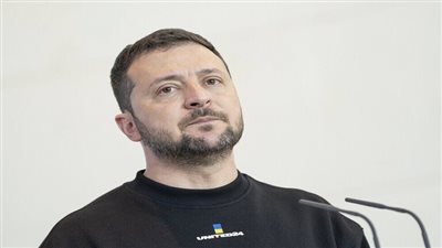 زيلينسكي يؤكد لـ شولتس أن السلام المستدام 
